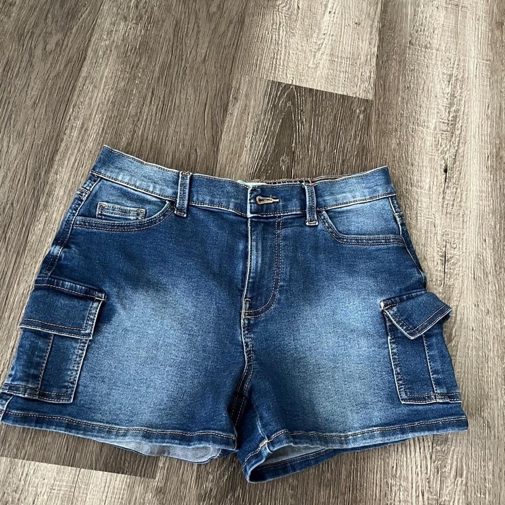 Denim‎ Cargo Style Jean Shorts